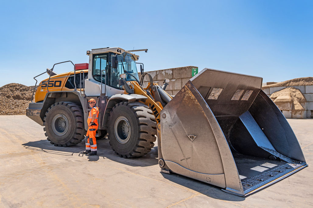 Visuel-actu-recrutement-mars-2026-conducteur-engins-406x288px-chargeuse